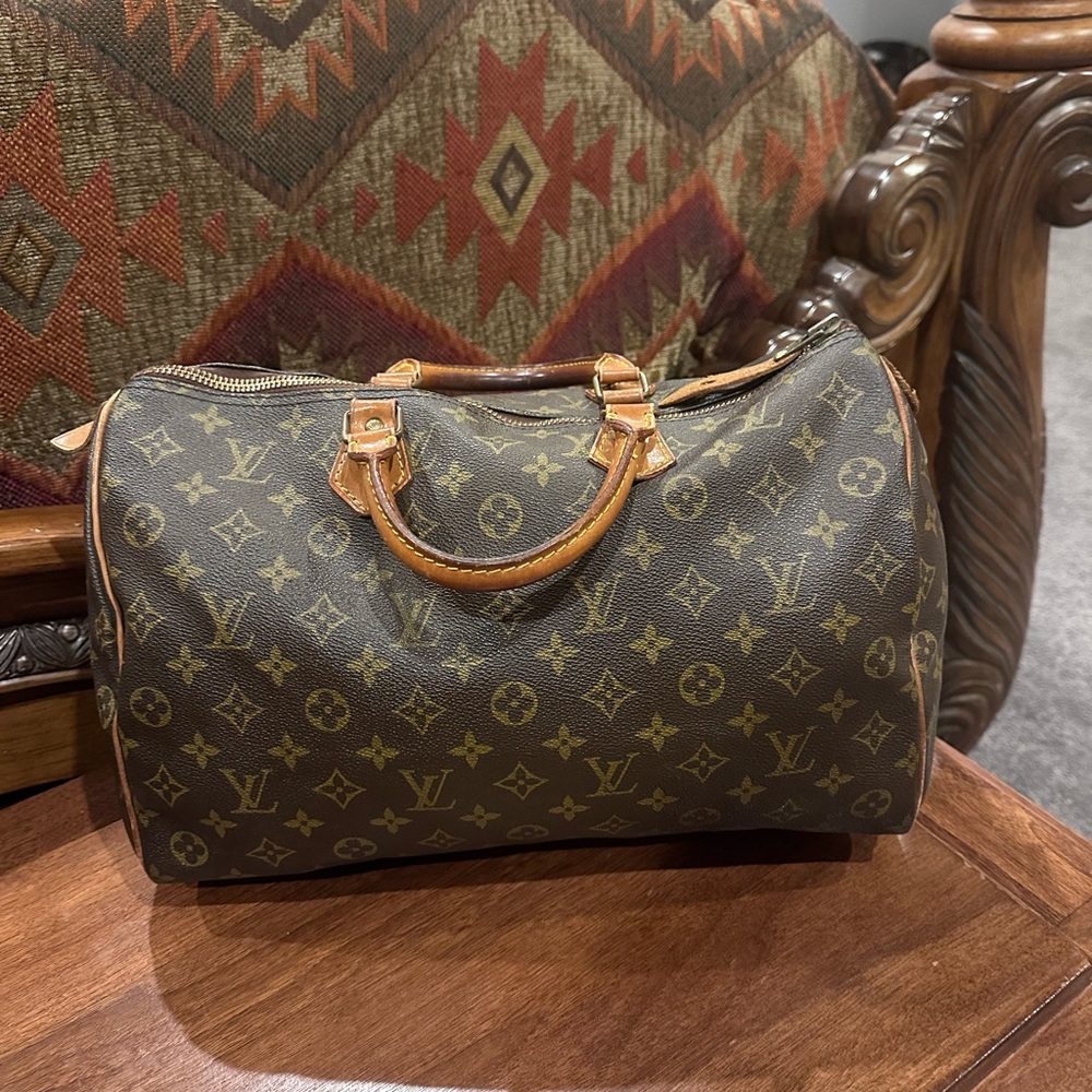🍁Louis Vuitton🍁 Vintage Speedy 35🍁 GUARANTEED AUTHENTIC🍂🍁